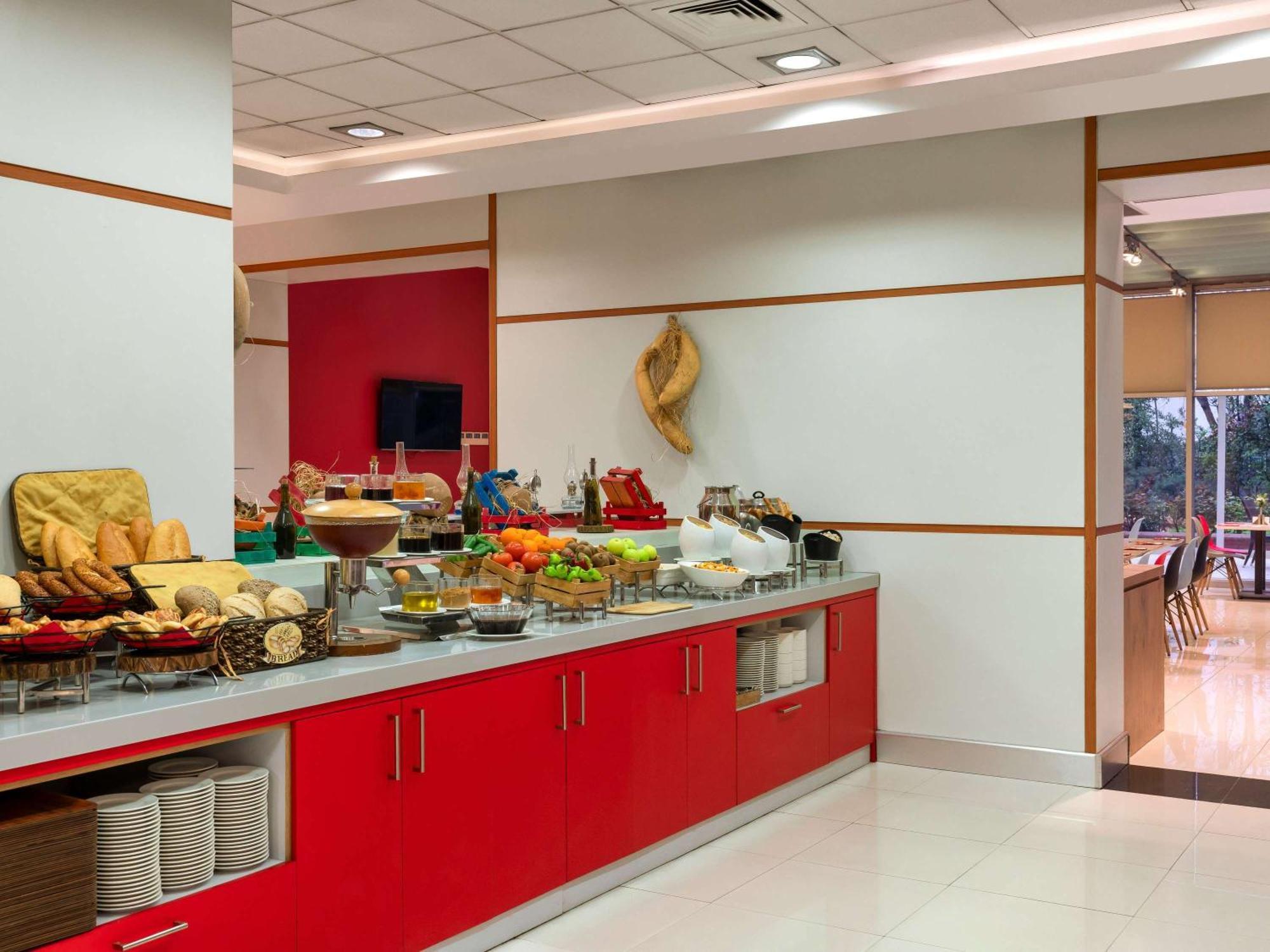 Ibis Gaziantep Hotel Exterior photo